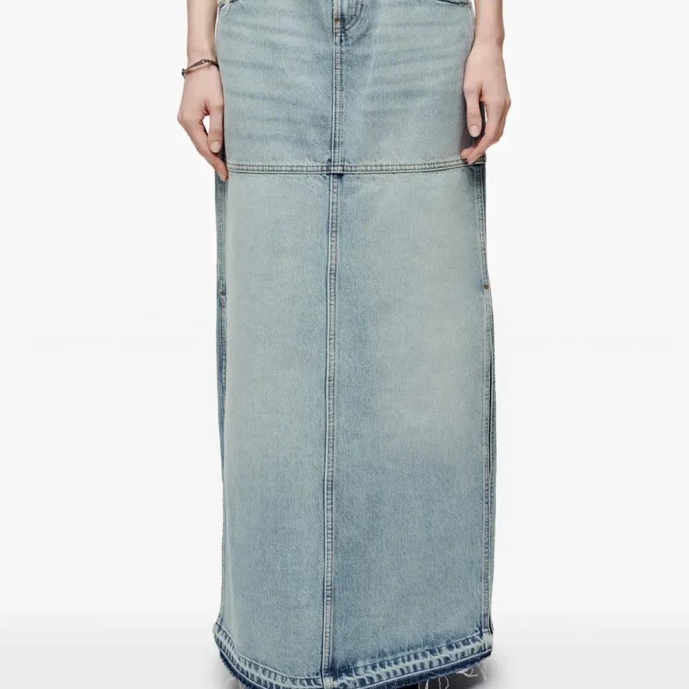 Джинсовая юбка макси с разрезом Джинсовая юбка макси с разрезом