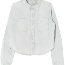 Джинсовая рубашка на кнопках