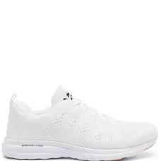 Кроссовки на шнуровке