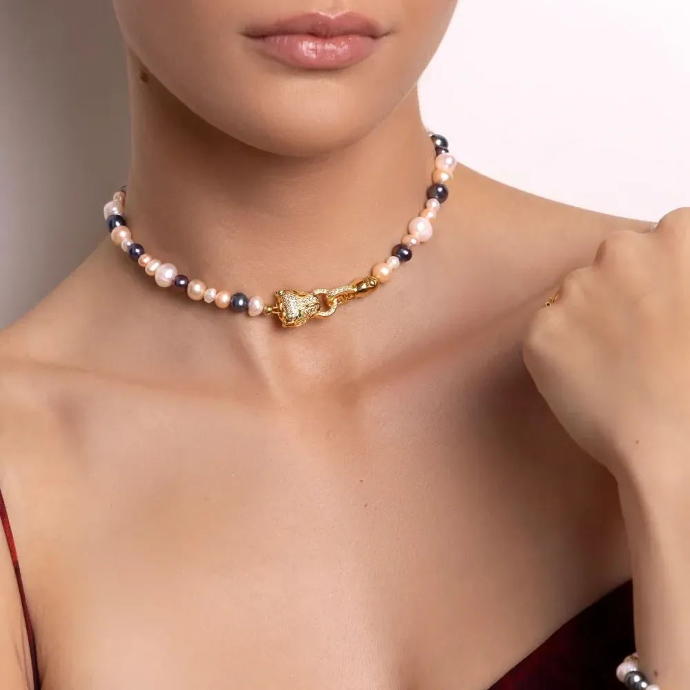 Чокер с кристаллами и жемчугом