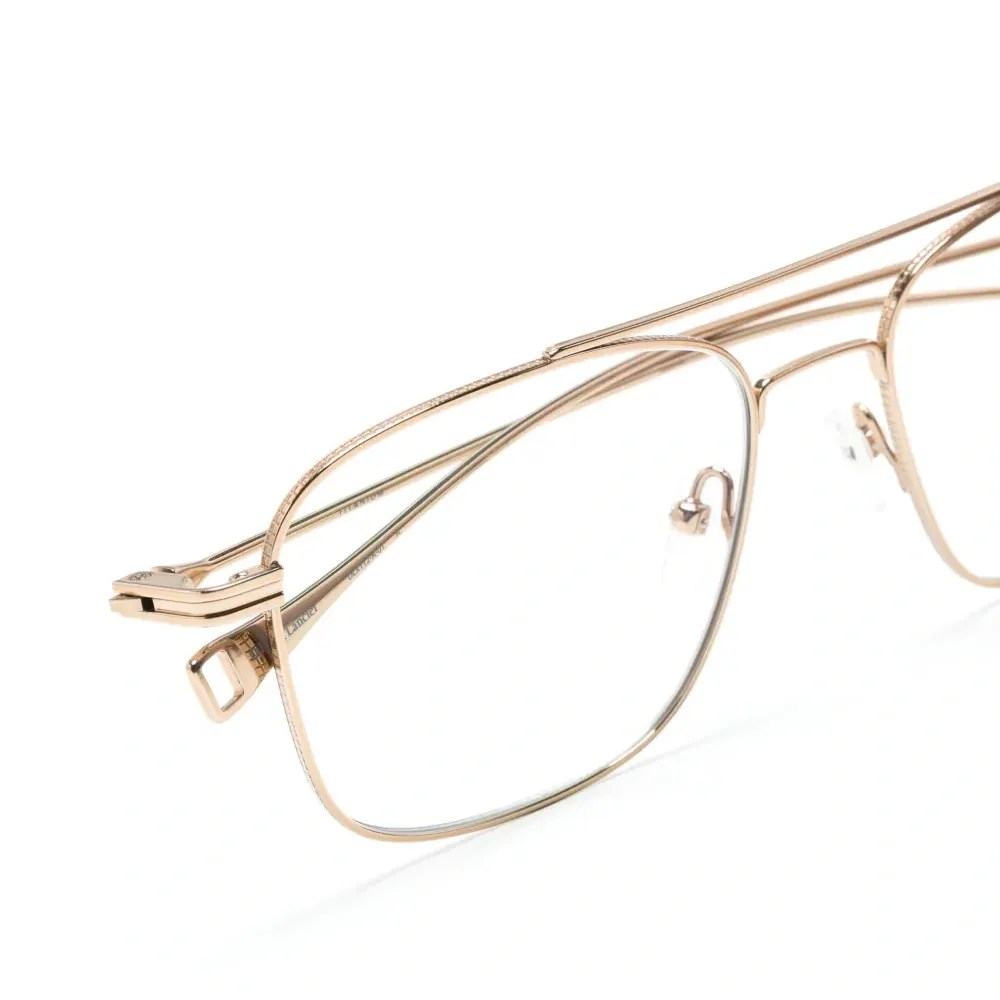 Очки в квадратной оправе Очки в квадратной оправе