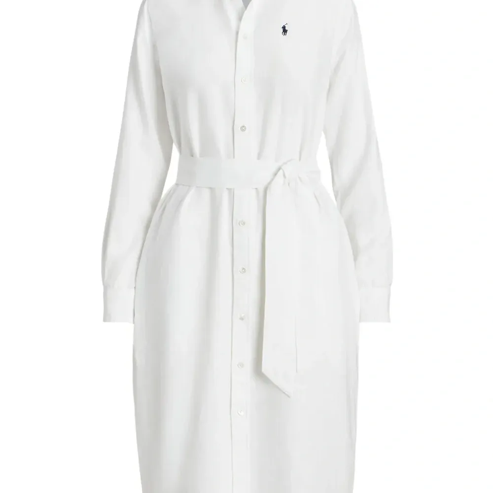 Льняное платье-рубашка с вышитым логотипом