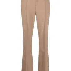 Расклешенные брюки строгого кроя