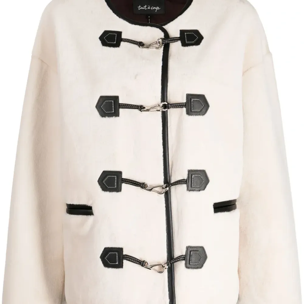 Куртка с застежкой тогл