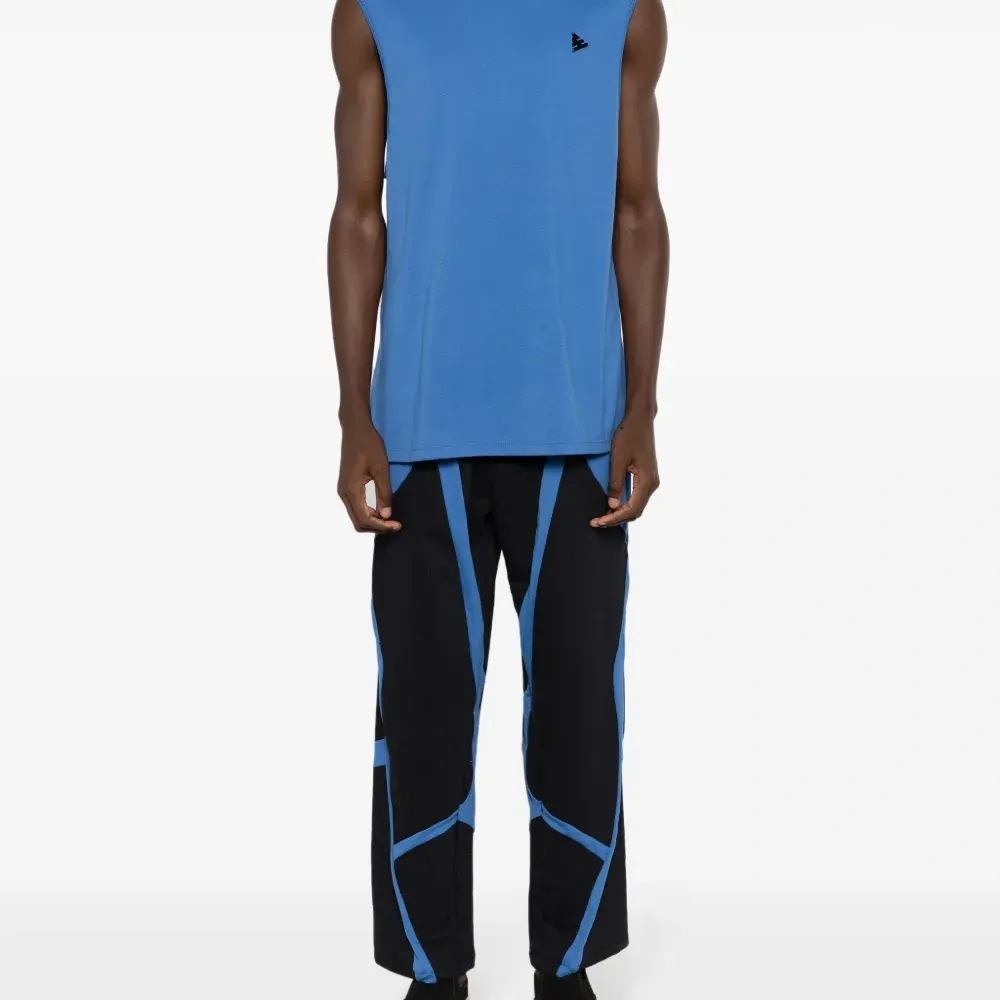 Топ с логотипом