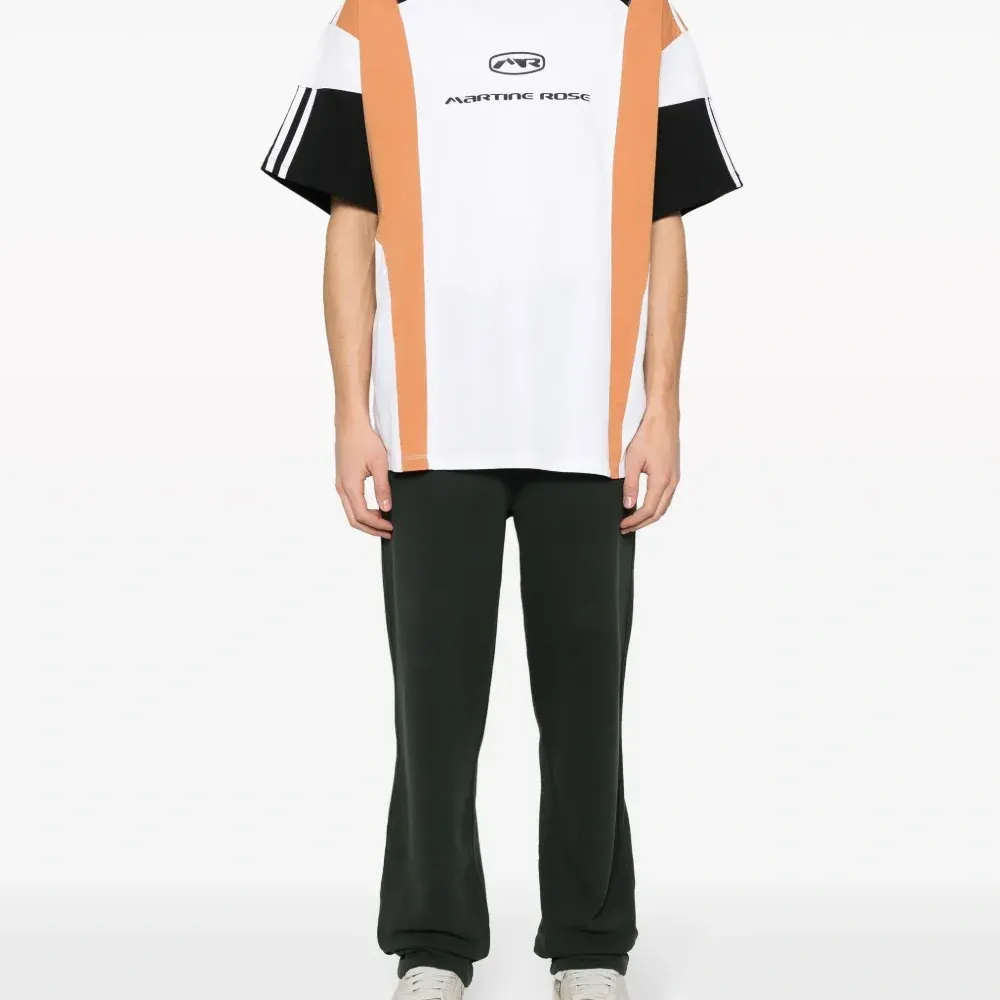 Зауженные спортивные брюки