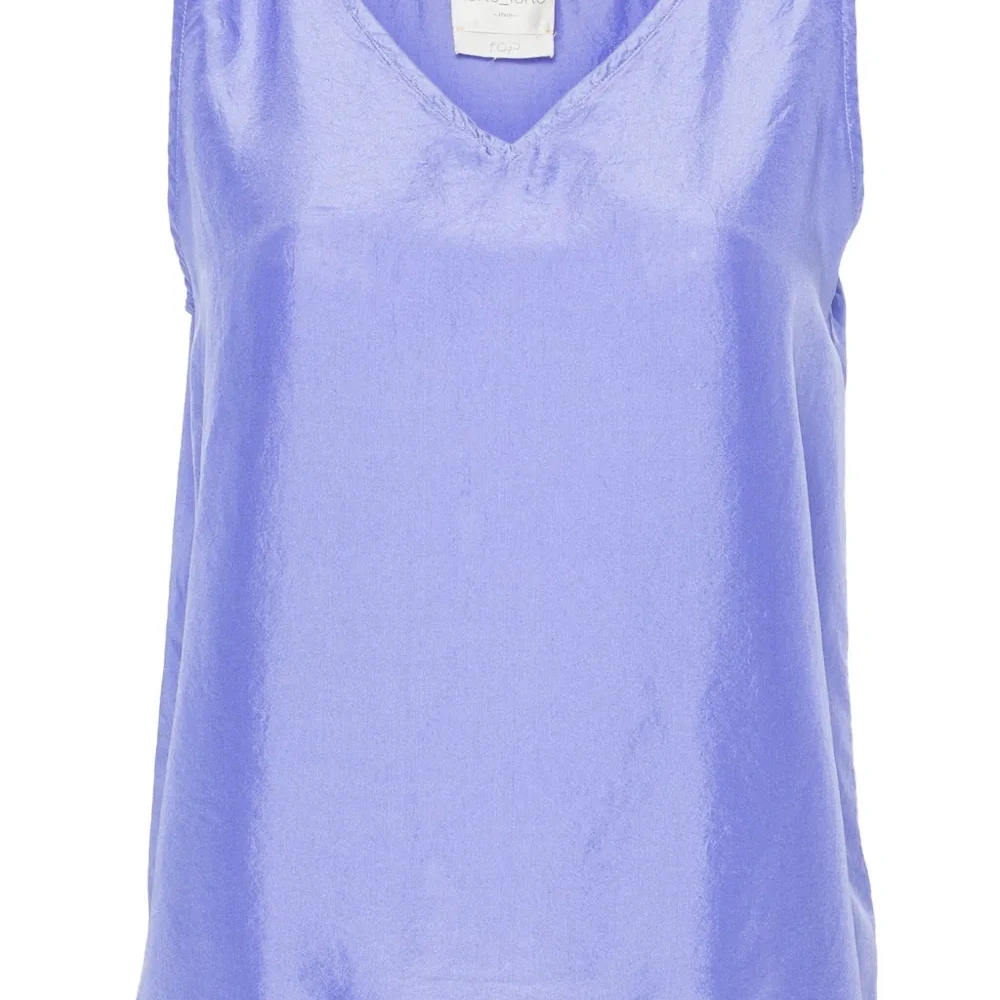 Шелковая футболка без рукавов