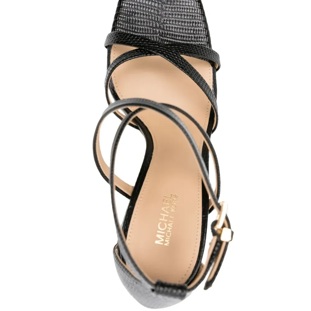 Сандалии с тиснением под кожу ящерицы