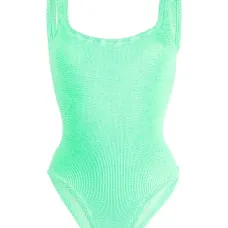 Купальник с квадратным вырезом