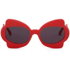 Солнцезащитные очки в массивной оправе