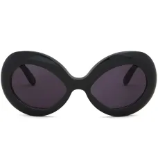 Солнцезащитные очки в массивной оправе