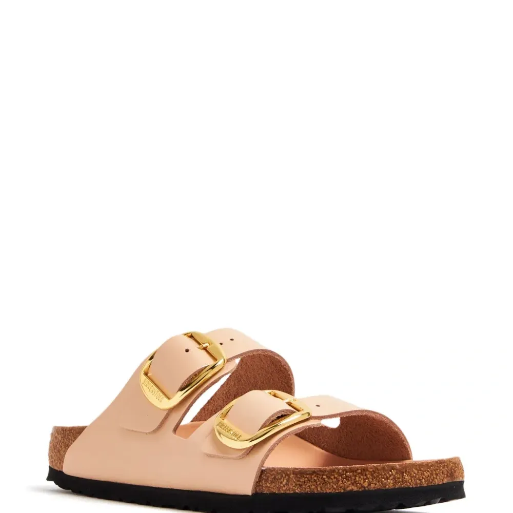 Сандалии с открытым носком