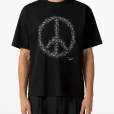Футболка с изображением знака мира