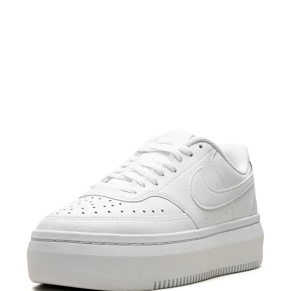 Кроссовки Court Vision Alta Triple White