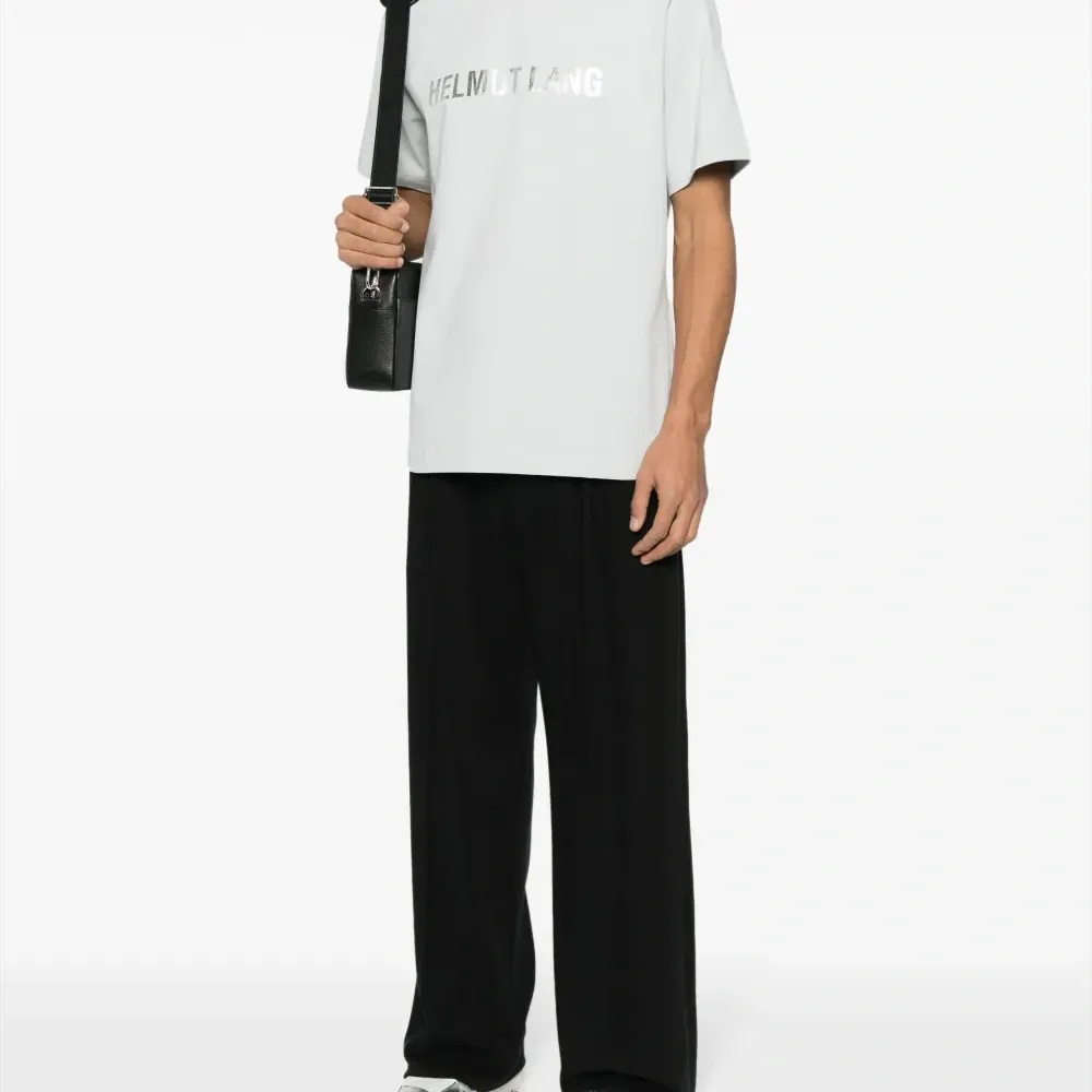 Футболка с эффектом металлик Футболка с эффектом металлик