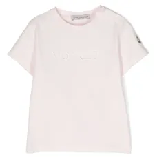 Футболка с вышитым логотипом