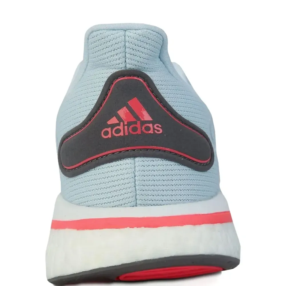 Кроссовки Supernova