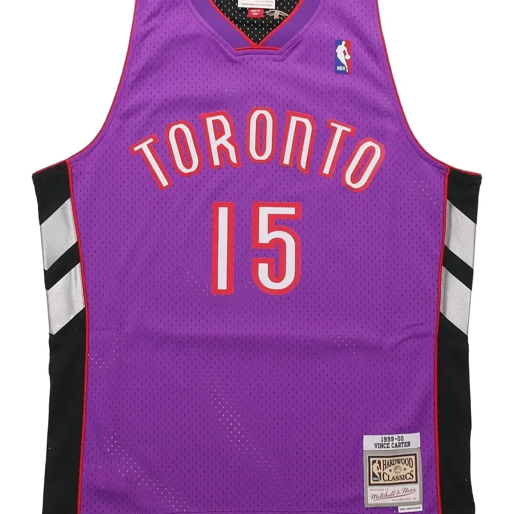 Топ Swingman Toronto Raptors Vince Carter из коллаборации с NBA Топ Swingman Toronto Raptors Vince Carter из коллаборации с NBA