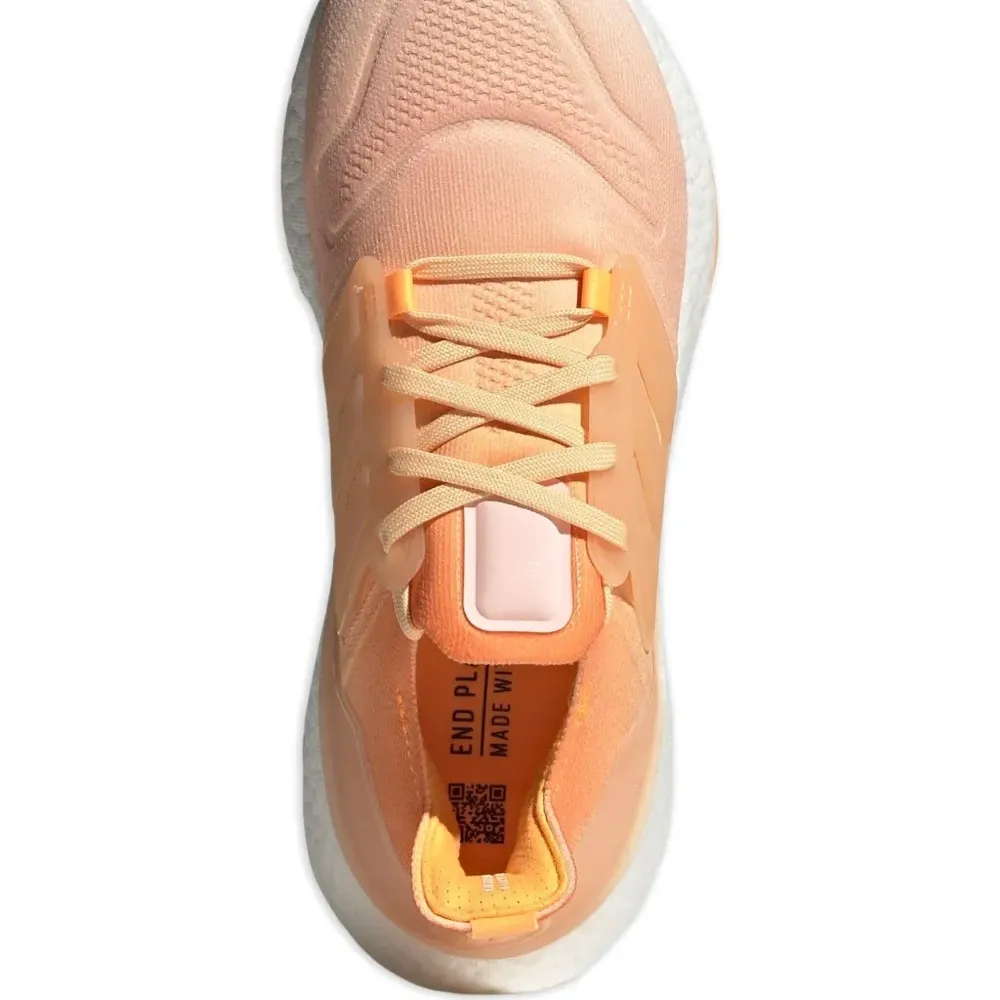 Кроссовки UltraBoost 22