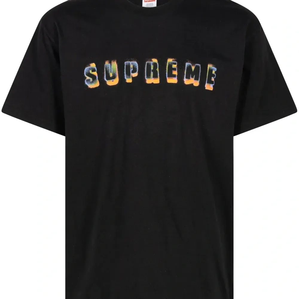 Футболка с логотипом Stencil