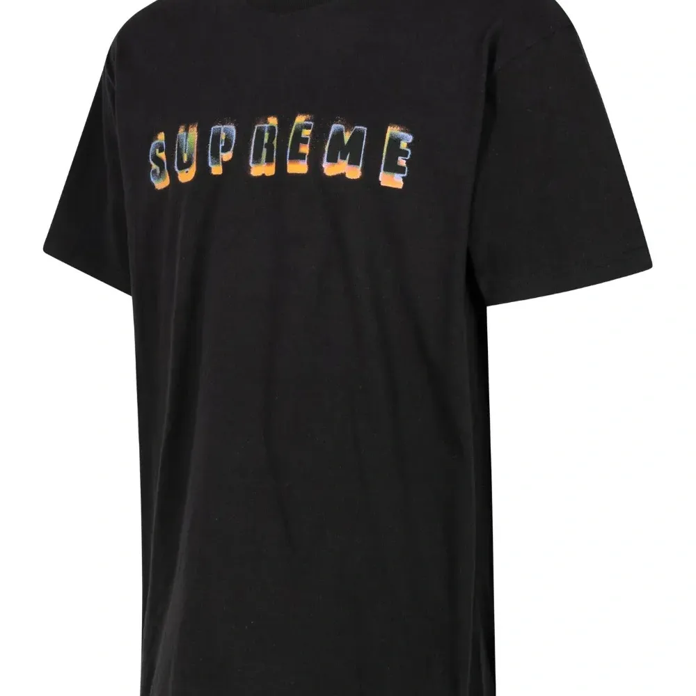 Футболка с логотипом Stencil