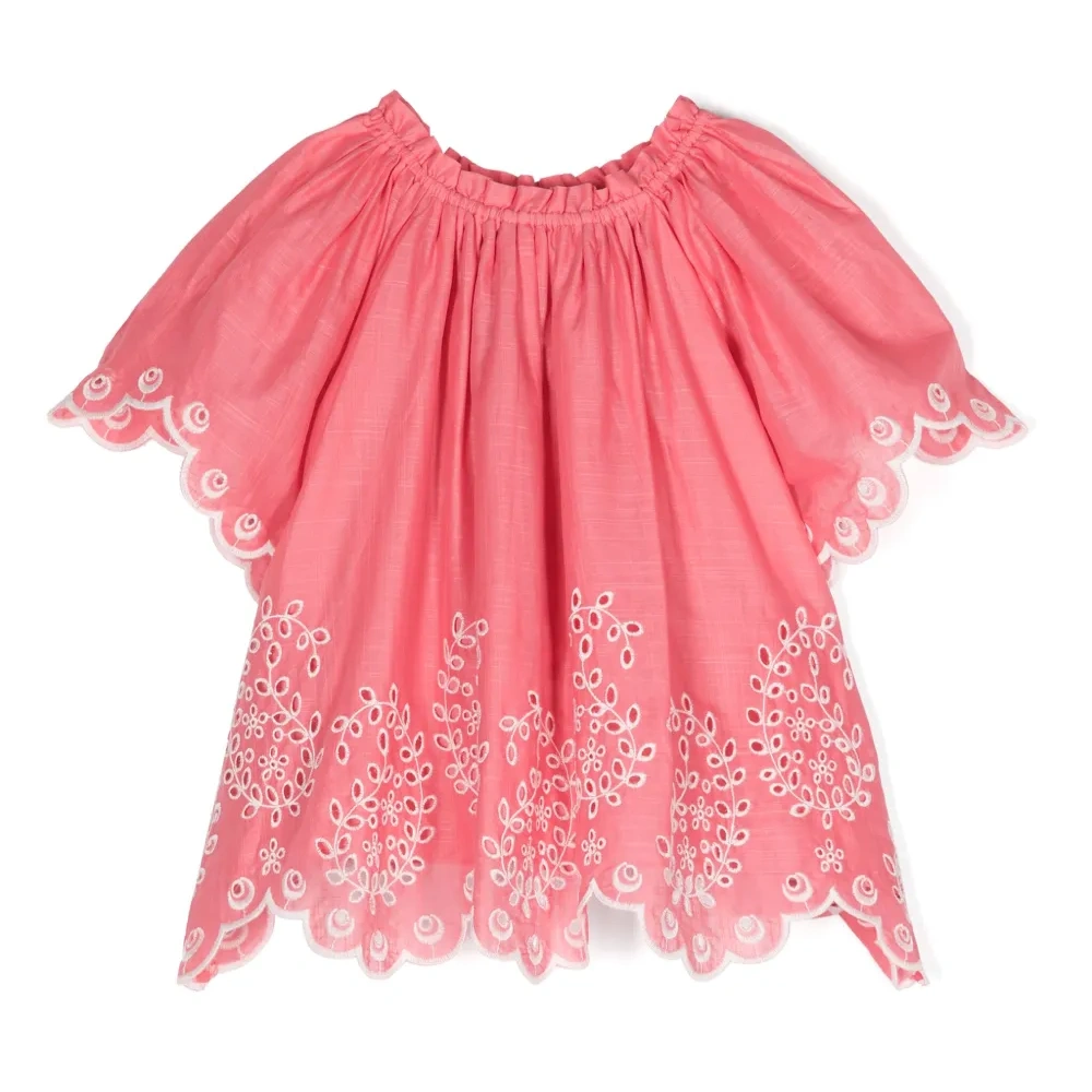 Блузка с английской вышивкой