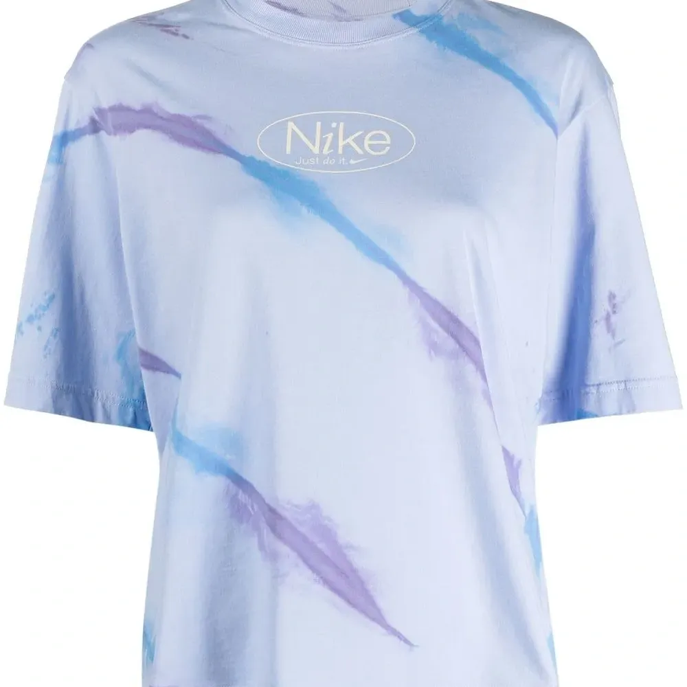 Футболка NSW с принтом тай-дай