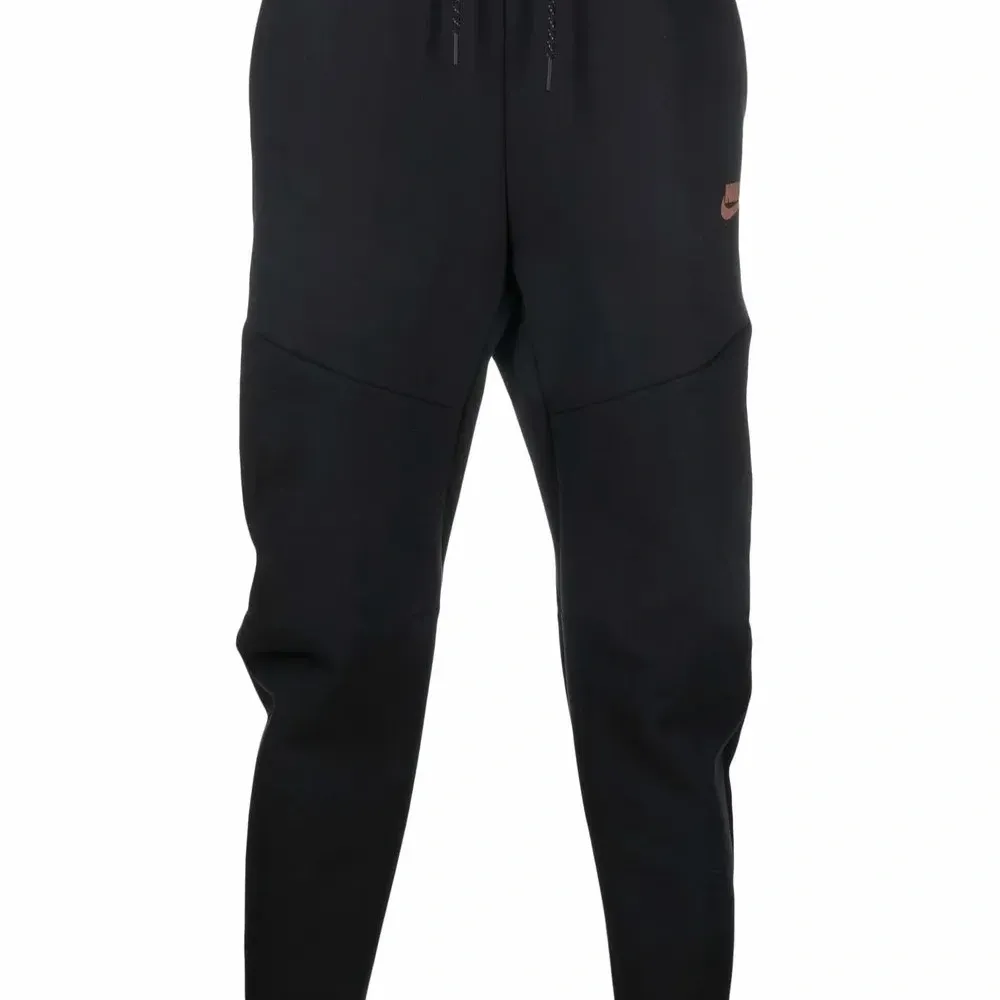 Спортивные брюки с кулиской и логотипом