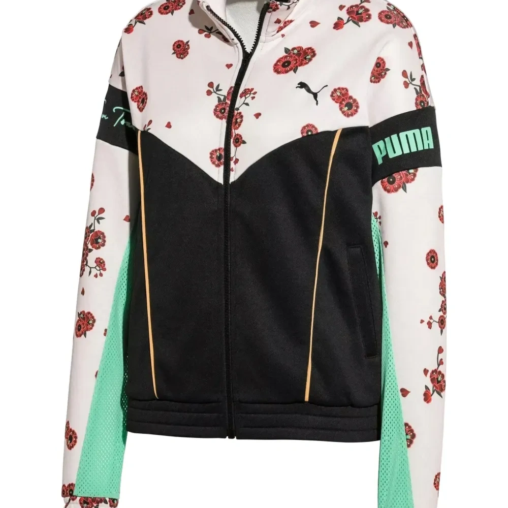 Куртка XTG из коллаборации с Sue Tsai