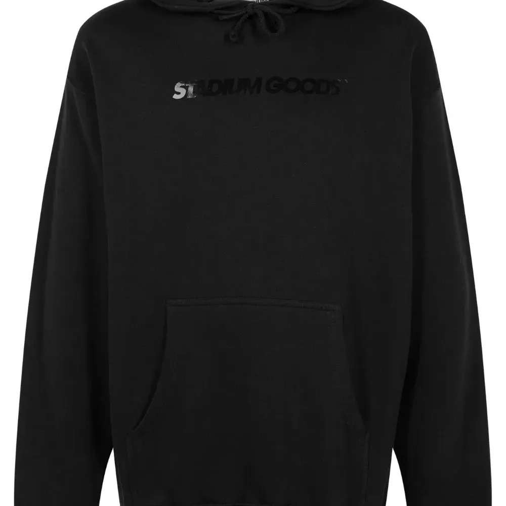 Футболка с логотипом