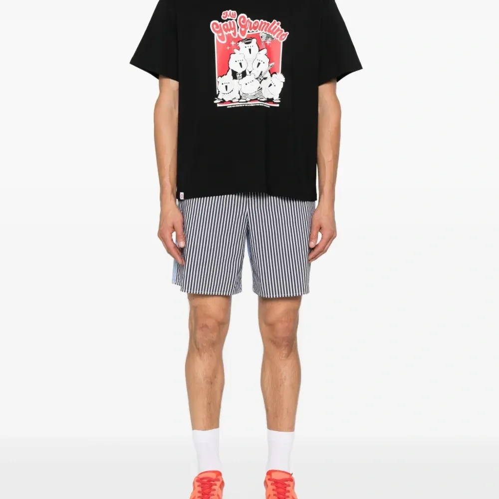 Футболка с графичным принтом