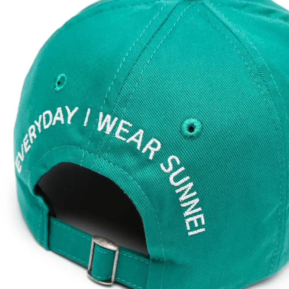 Бейсболка EIWS