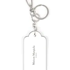 Брелок с декоративной строчкой