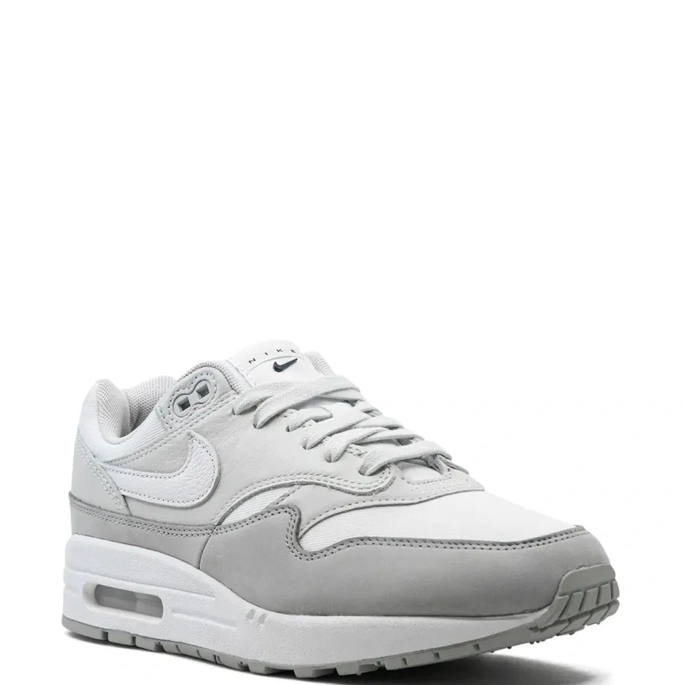 Кроссовки Air Max 1 '87 LX 'Light Smoke Grey'