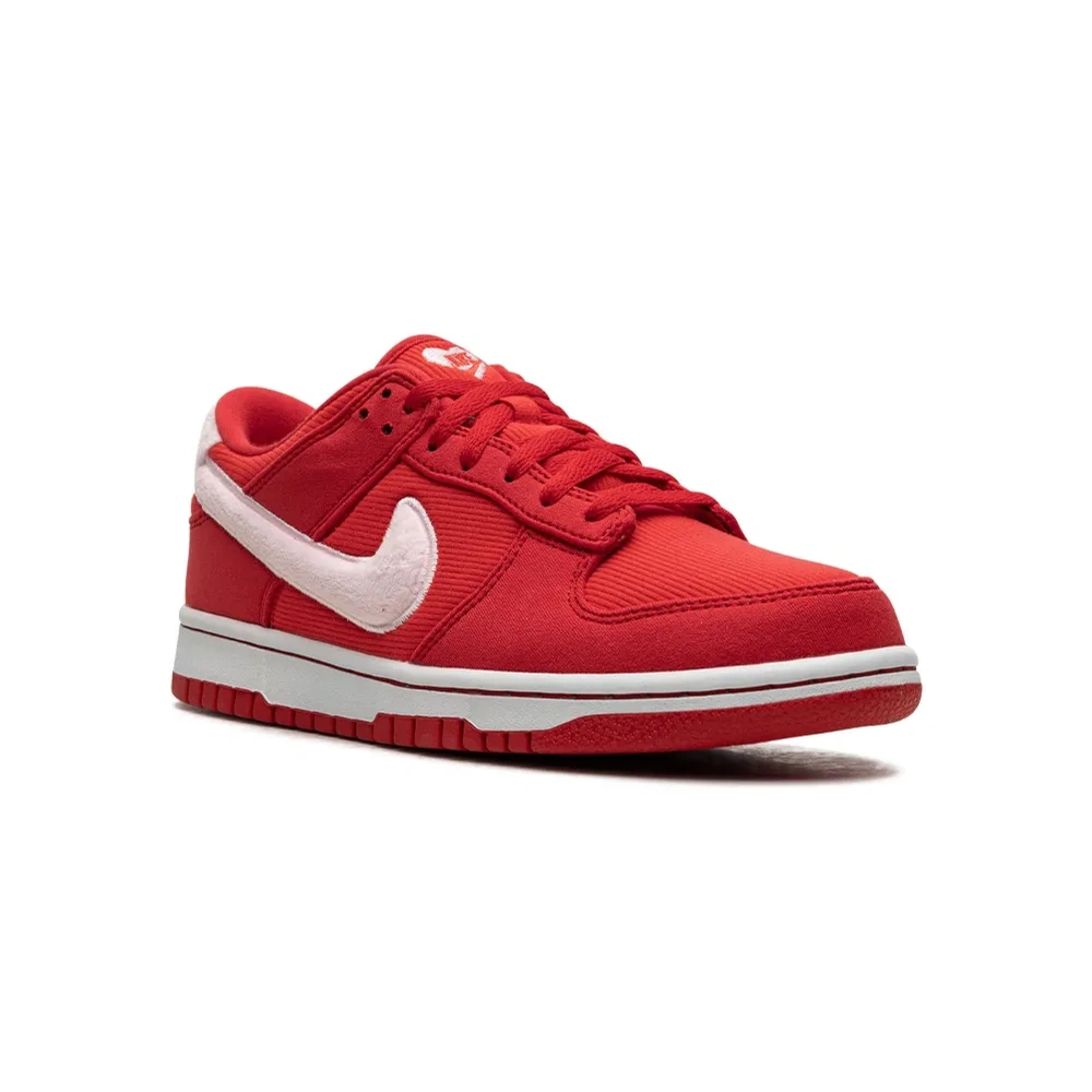 Кроссовки Dunk Low Valentine's Day Solemates Кроссовки Dunk Low Valentine's Day Solemates