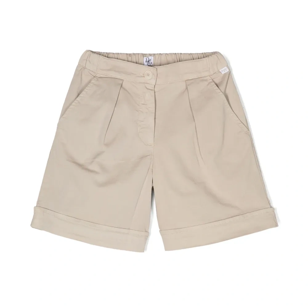 Шорты-бермуды со складками