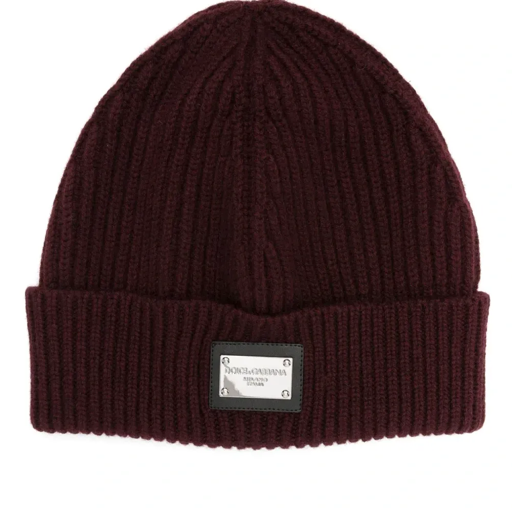 Шапка бини в рубчик с логотипом