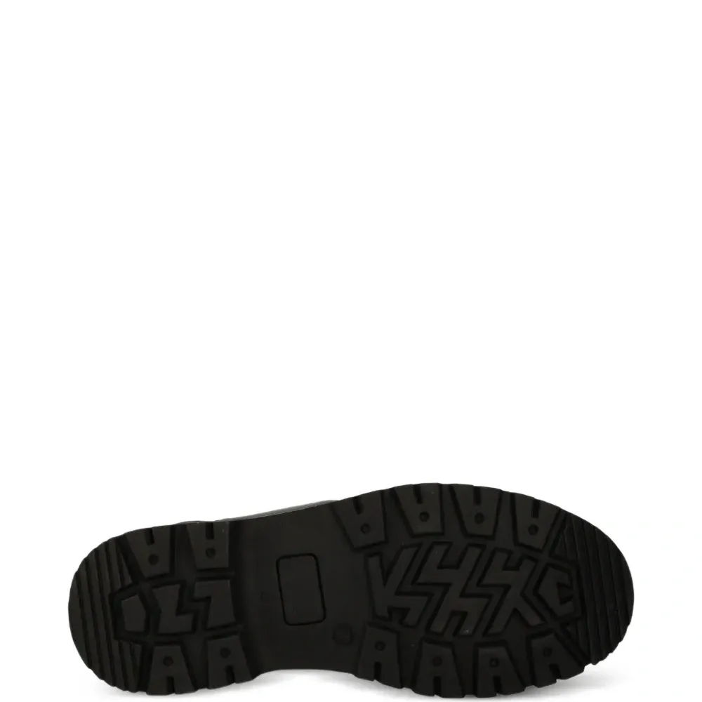 Кроссовки на шнуровке Кроссовки на шнуровке