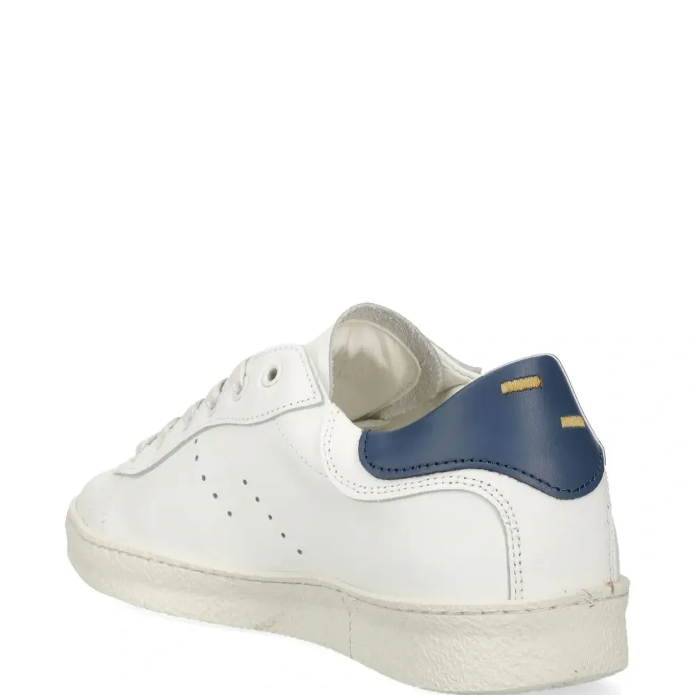 Кроссовки с вышитым логотипом Кроссовки с вышитым логотипом