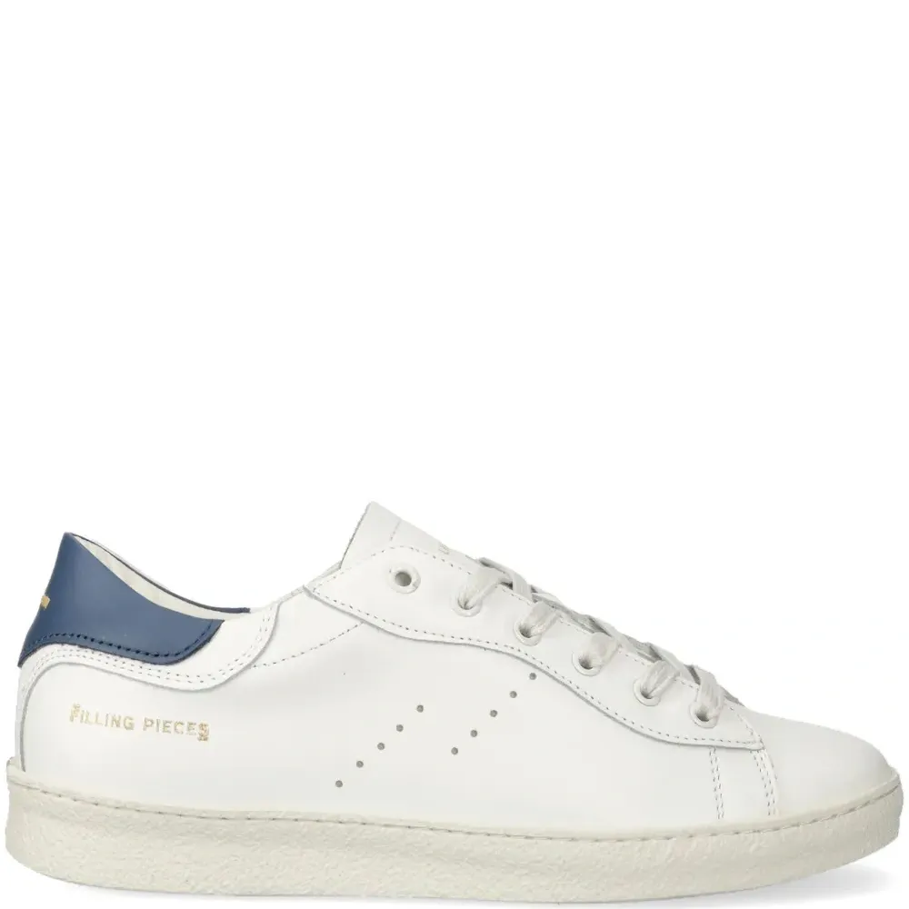 Кроссовки с вышитым логотипом Кроссовки с вышитым логотипом