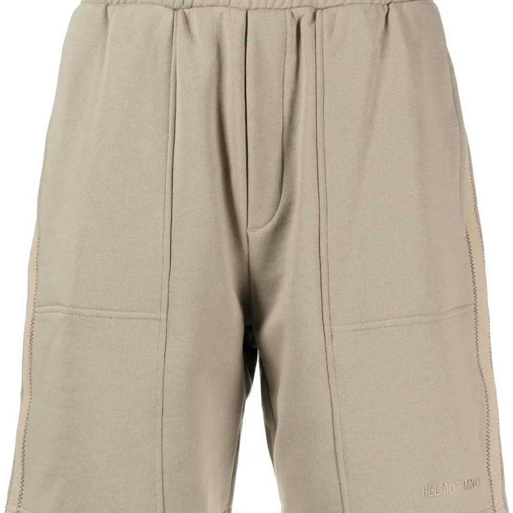 Спортивные шорты с логотипом