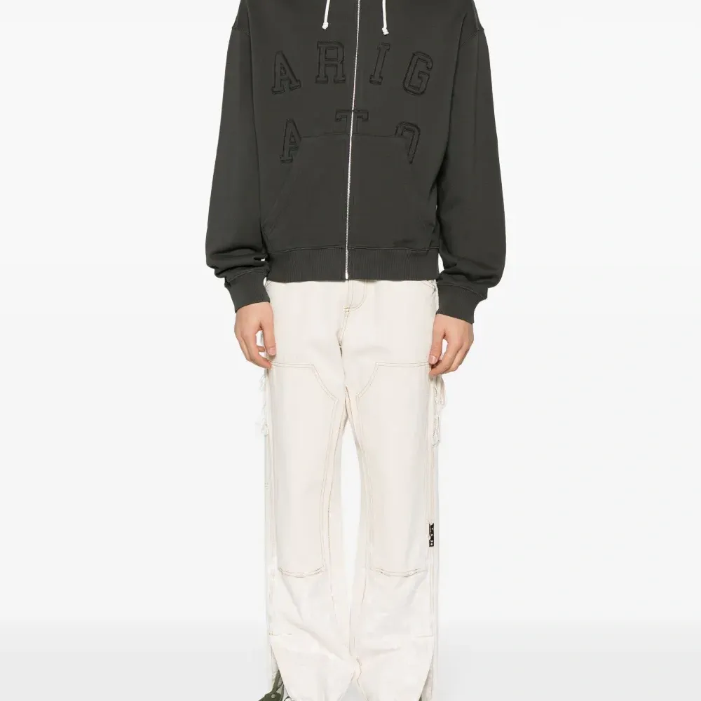 Худи Staggered с нашивкой-логотипом