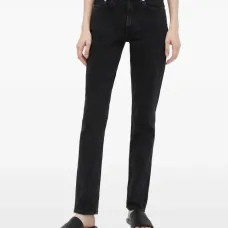 Джинсы на пуговицах