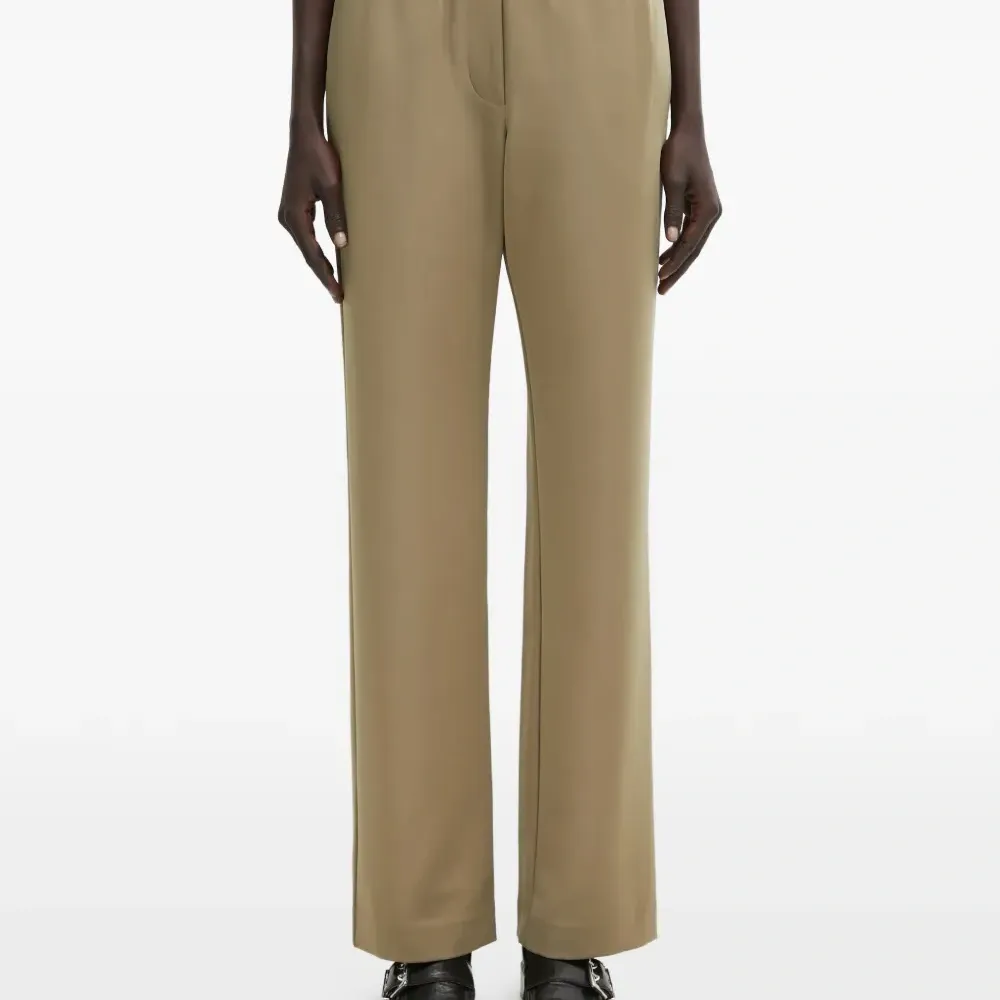 Брюки на резинке