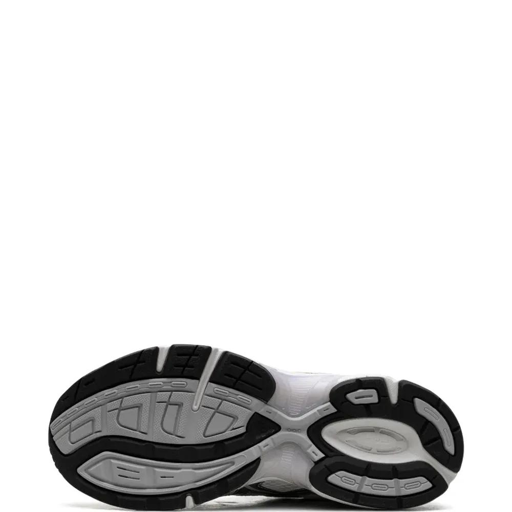 Кроссовки GEL-1130 White/Faded Ash Rock Кроссовки GEL-1130 White/Faded Ash Rock