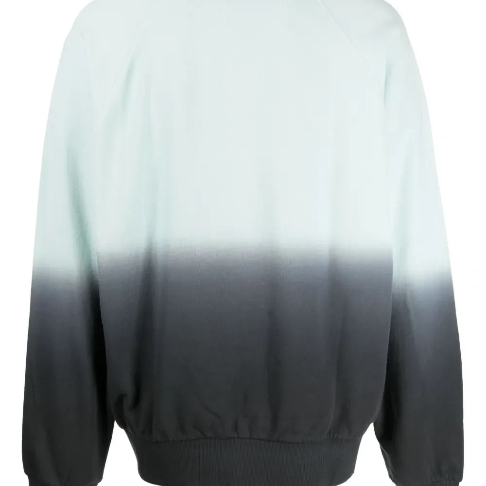 Толстовка с нашивкой-логотипом