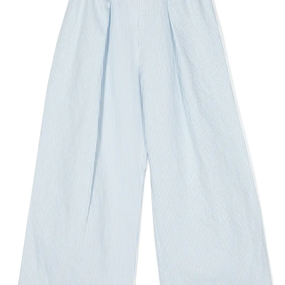 Широкие брюки в тонкую полоску