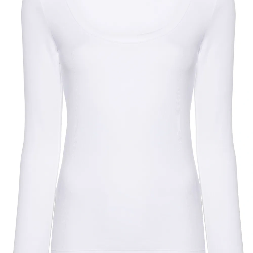 Футболка в рубчик с U-образным вырезом