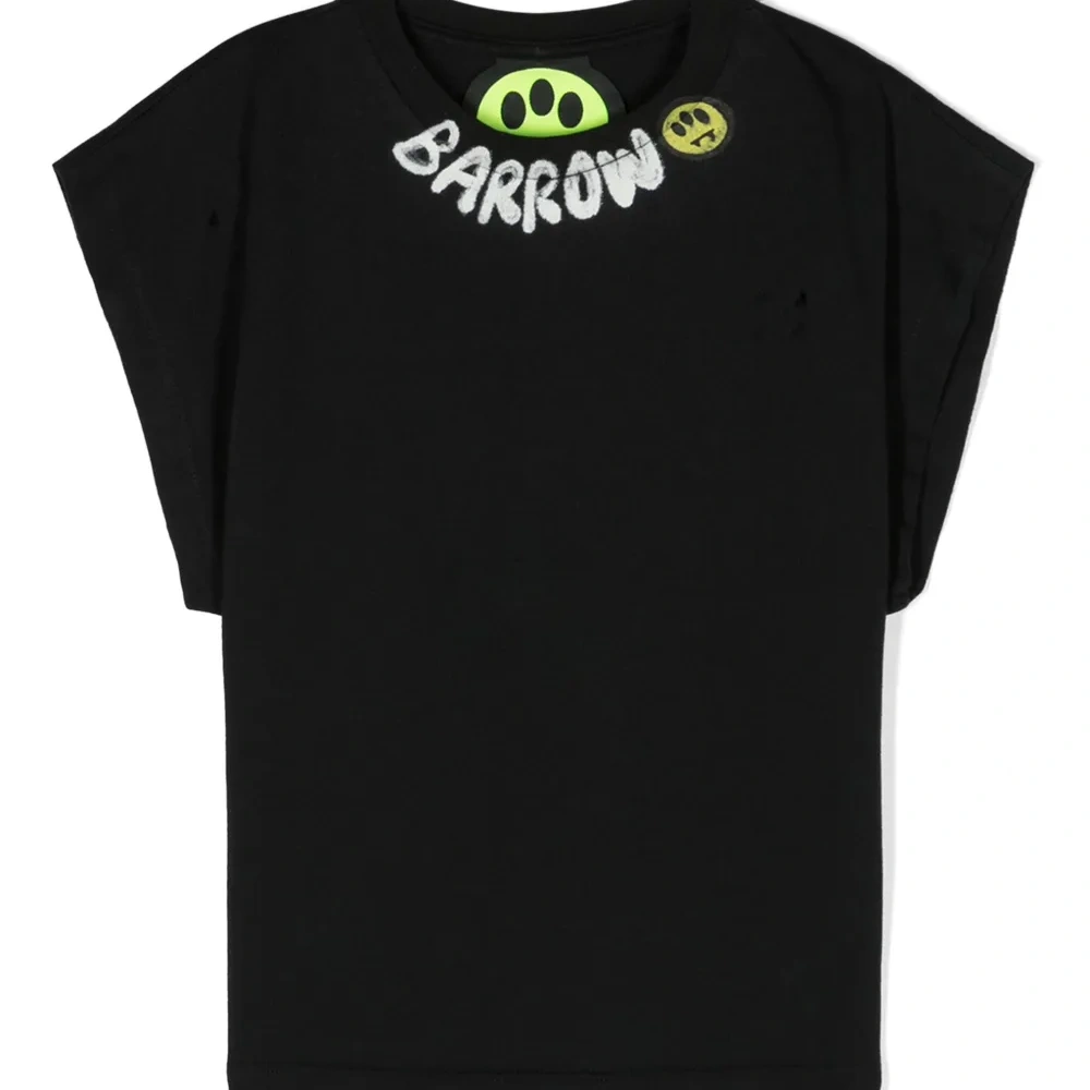 Футболка с логотипом