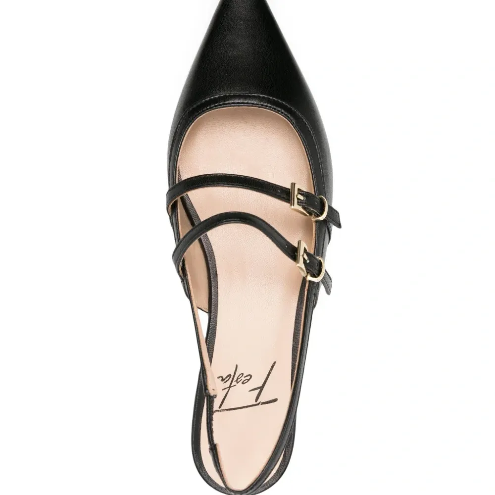 Туфли Coimbra с ремешком на пятке